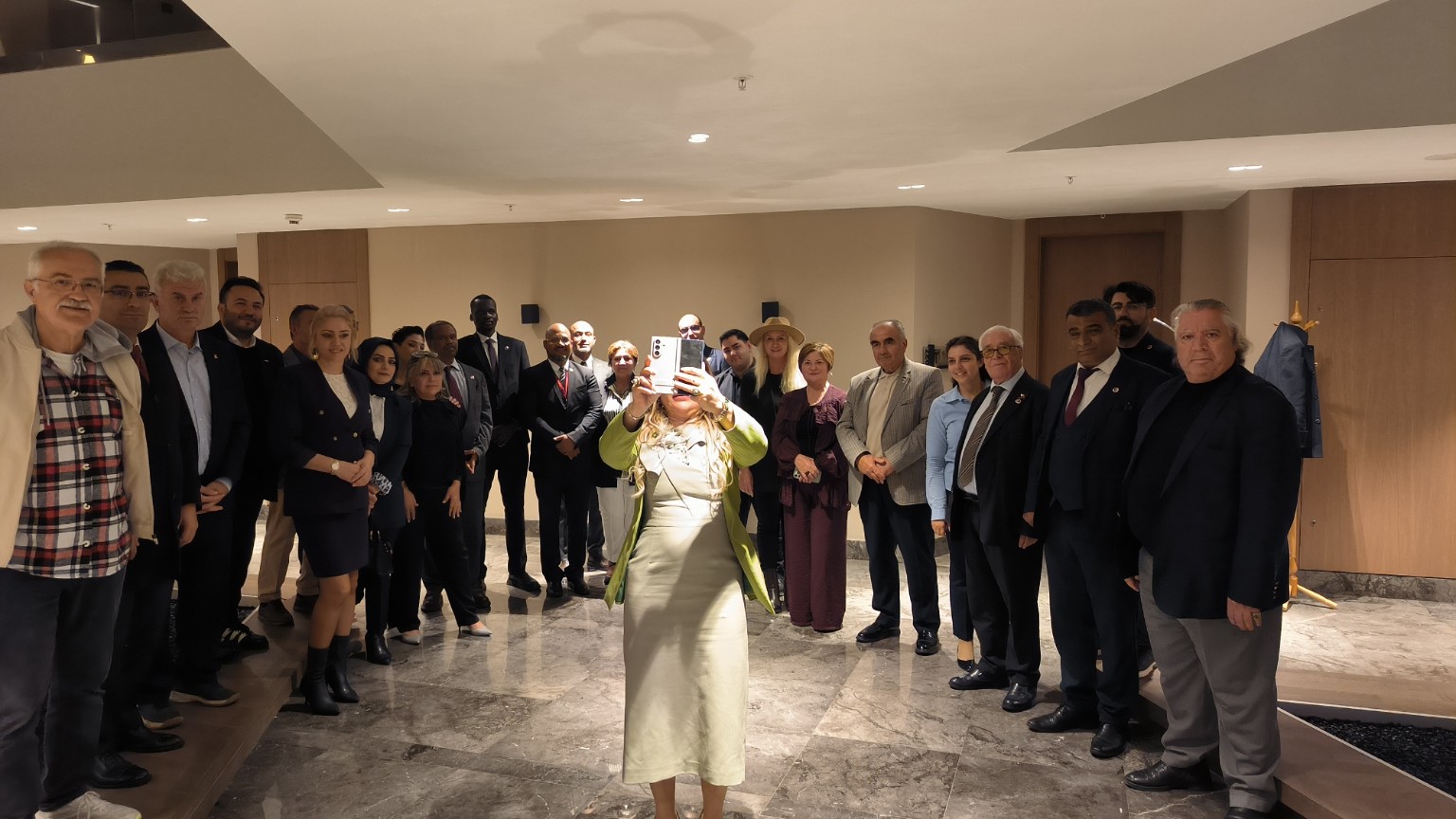 17 Ekim Ankara buluşmasının toplu katılım fotoğrafı